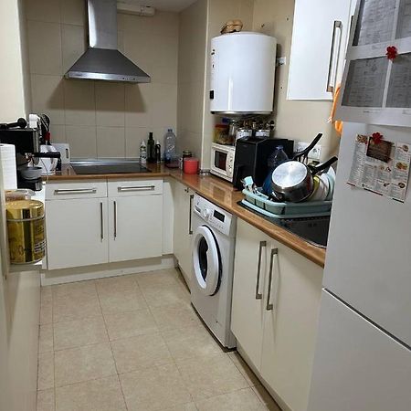 Apartment A / A 4Pax Near The Beach Малага Экстерьер фото