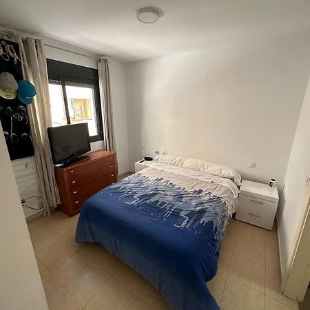 Apartment A / A 4Pax Near The Beach Малага Экстерьер фото