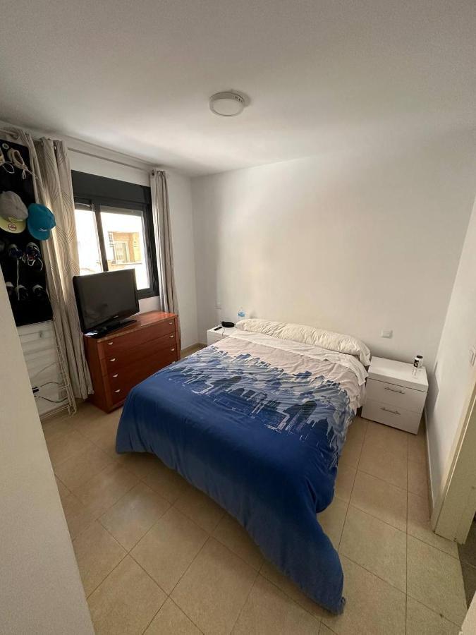 Apartment A / A 4Pax Near The Beach Малага Экстерьер фото